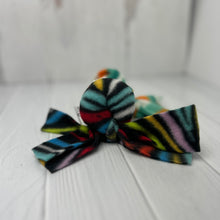 Load image into Gallery viewer, Cat Toy Knotty Nip