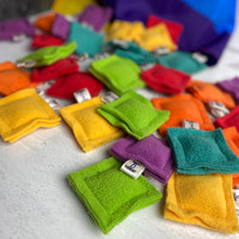 Load image into Gallery viewer, Wholesale Catnip Filled Ravioli and Felted Meatball Cat Toy Gift Set